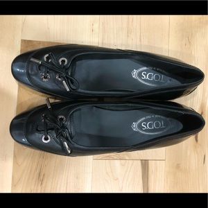 Tod’s two-tone flats